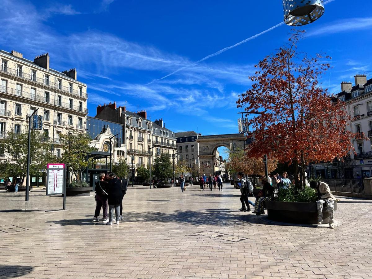 Rempart Tivoli Coeur De Ville Дижон Экстерьер фото